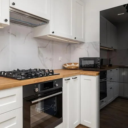 Near The Warta River By Renters Apartment