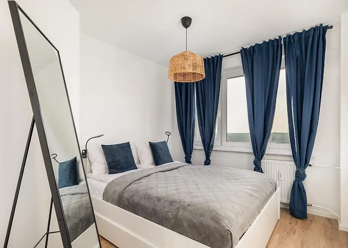 Near The Warta River By Renters Apartment