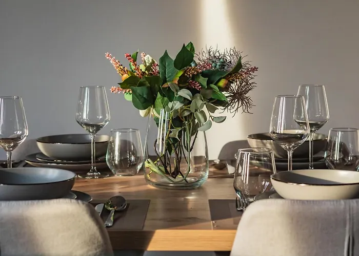 Near The Warta River By Renters Daire *